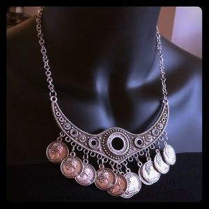 New with tag handmade necklace